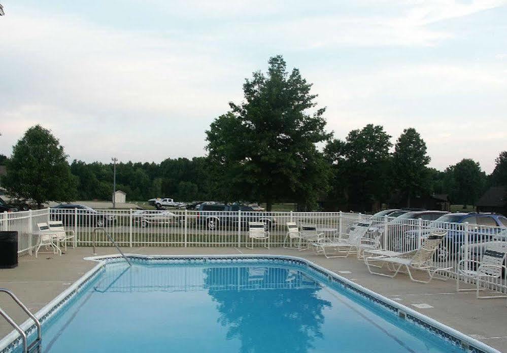 Mariner'S Village Resort Carlyle Zewnętrze zdjęcie
